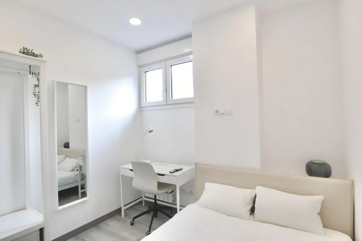 Notel Club - Amplio Apartamento En Santander Coslada Apartment