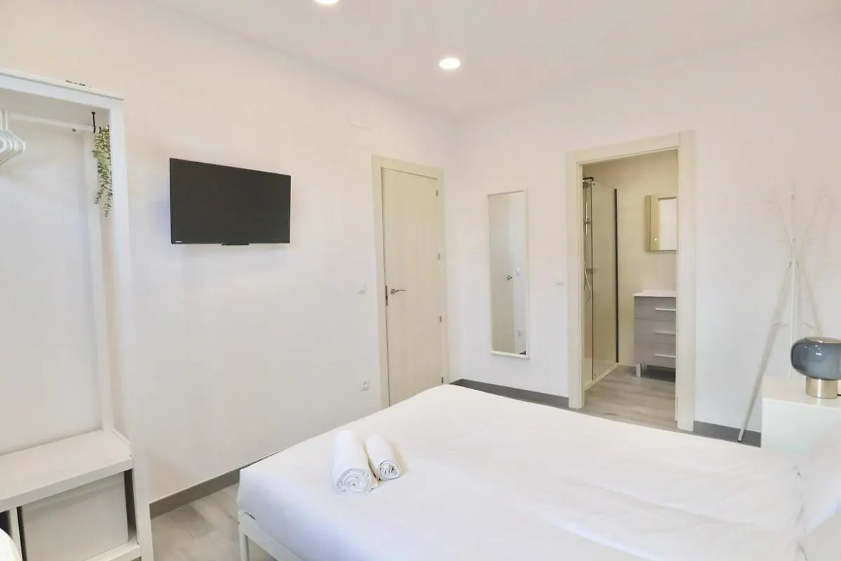 Notel Club - Amplio Apartamento En Santander Coslada