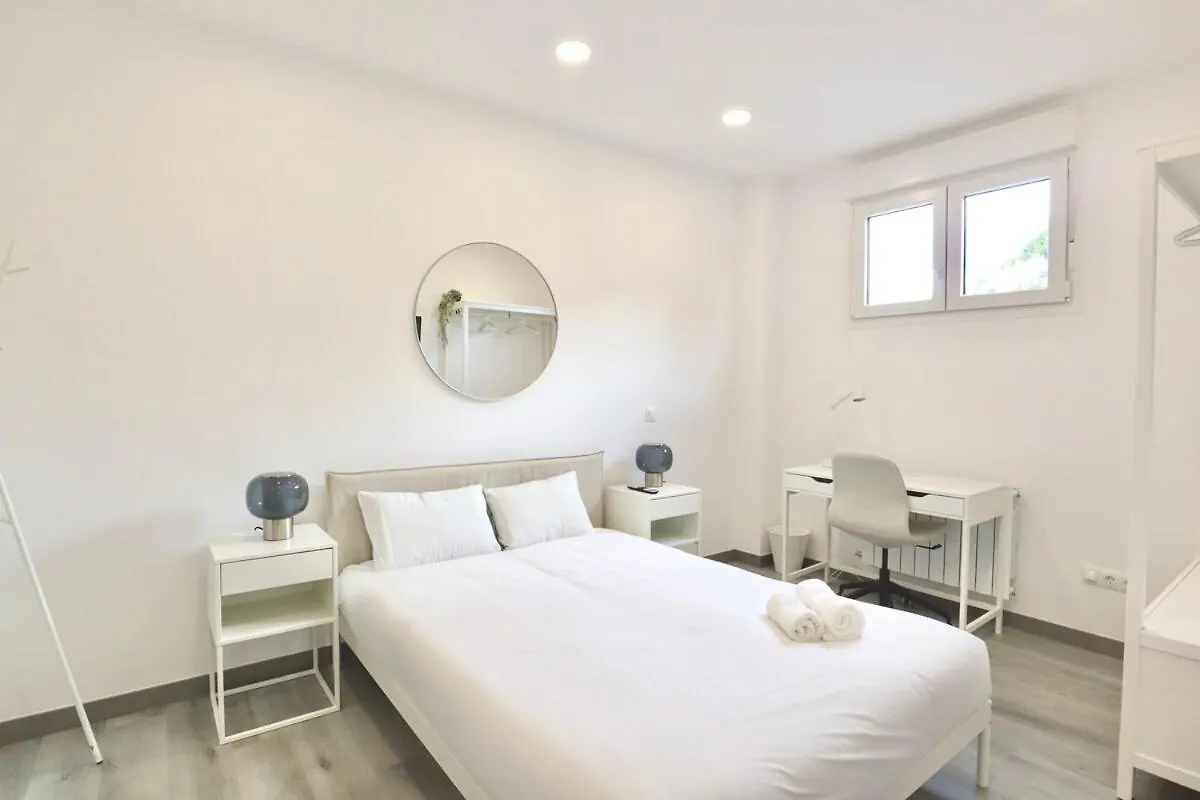 Notel Club - Amplio Apartamento En Santander Coslada 0*,  Spain